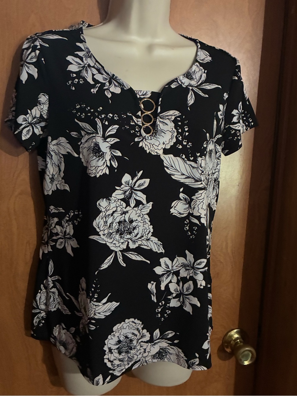 Women's Black Floral Short Sleeve Top with Gold Ring Detail